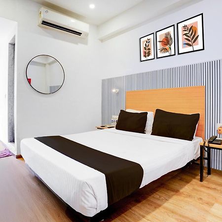 Townhouse Khar The Habitat Hotell Mumbai Eksteriør bilde