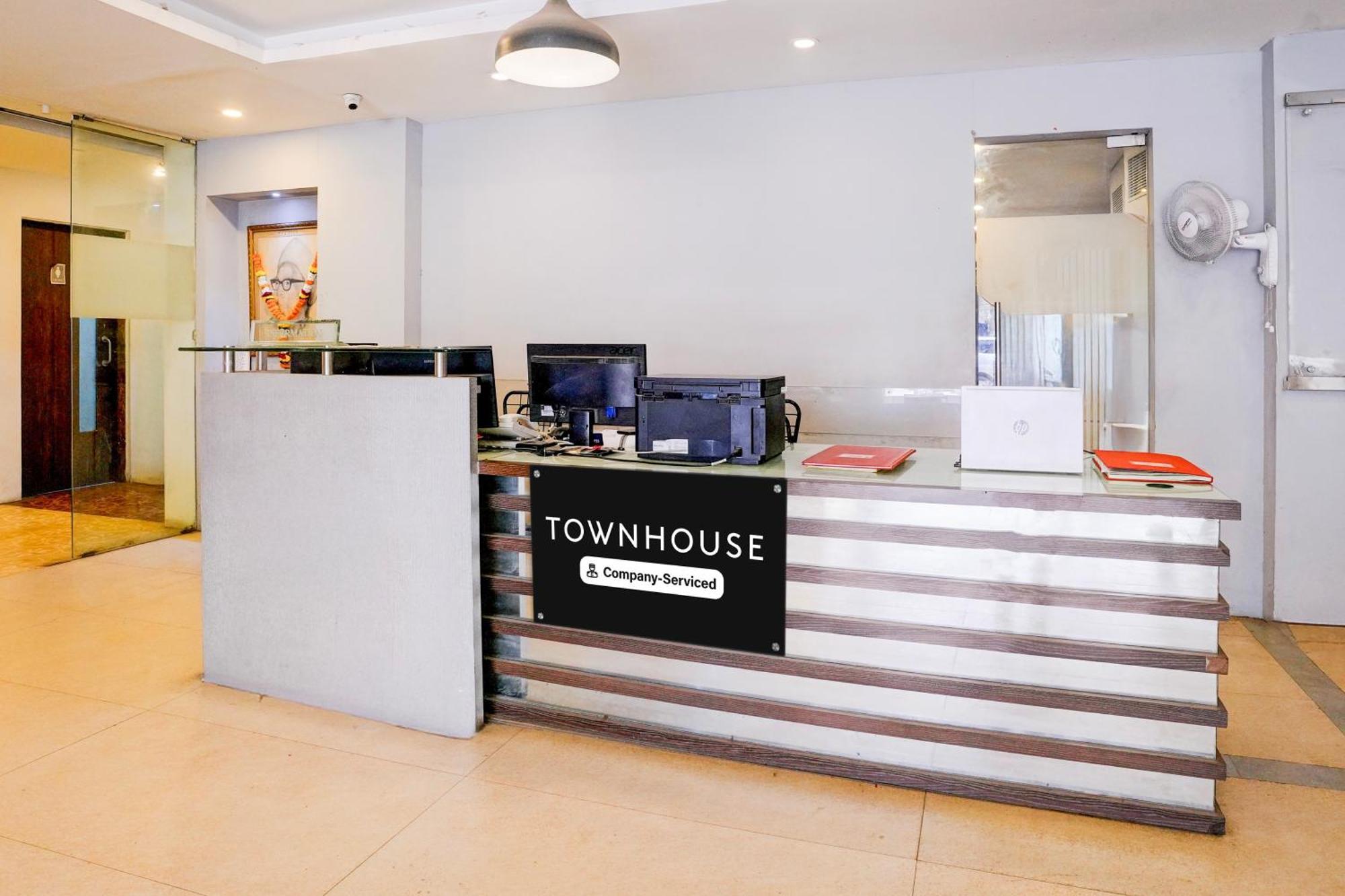 Townhouse Khar The Habitat Hotell Mumbai Eksteriør bilde