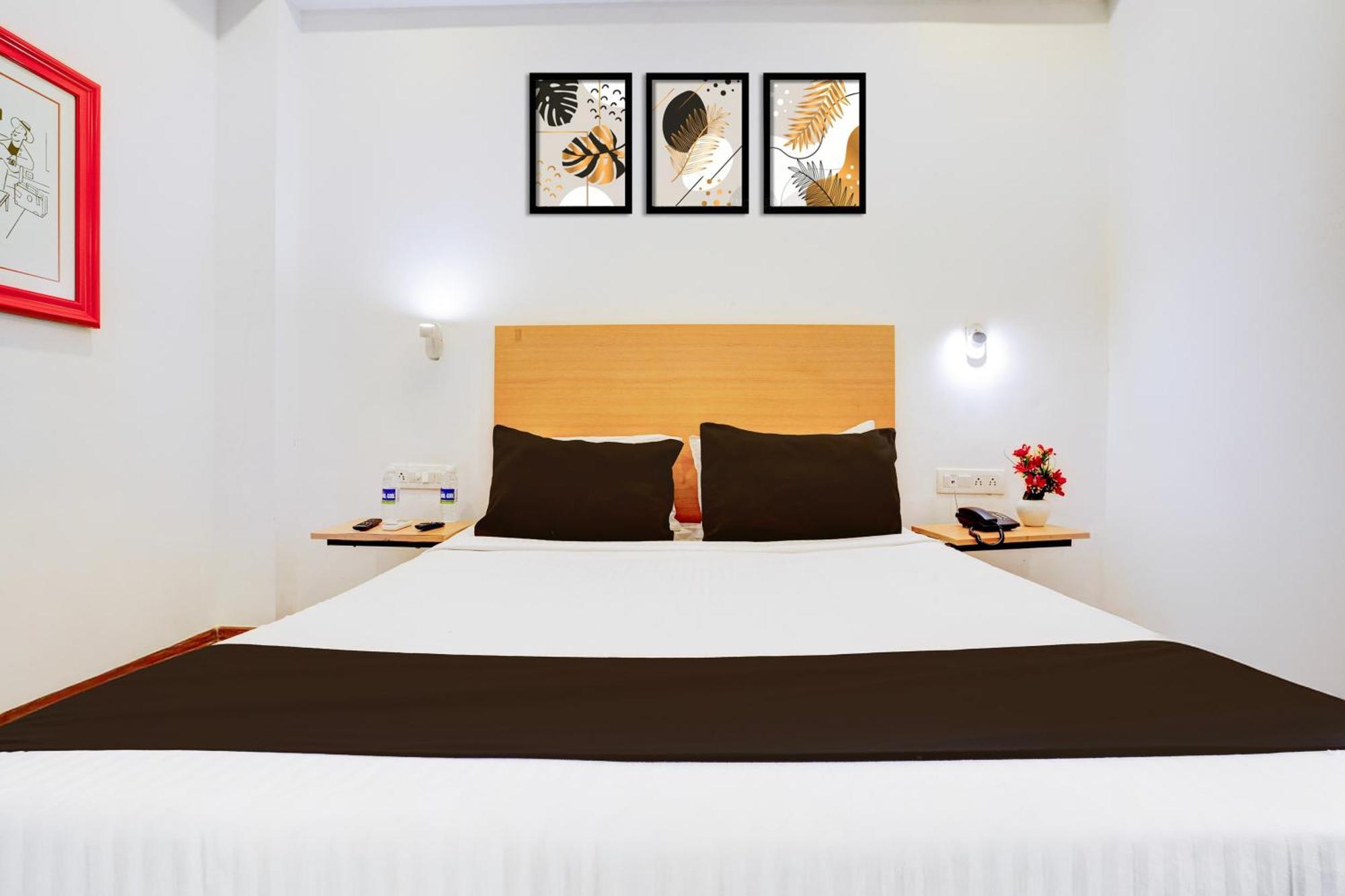 Townhouse Khar The Habitat Hotell Mumbai Eksteriør bilde